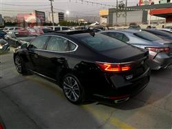 Kia Cadenza